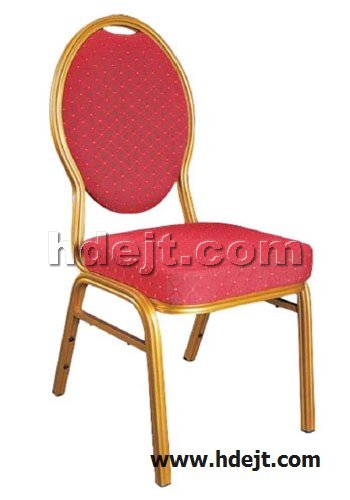 點(diǎn)擊查看商品:餐桌椅