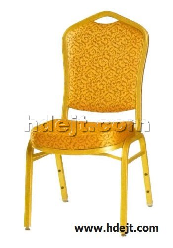 點(diǎn)擊查看商品:餐桌椅